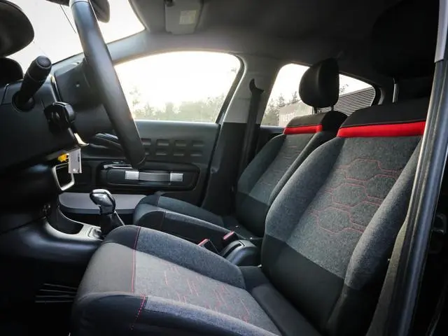 Citroën C3 1.2 PureTech S&S Shine | Clima | Cruise | Navi | Pdc | Lichtmetaal | Camera |