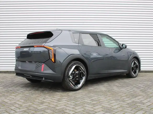 Kia EV4 Plus Advanced 58.3 kWh | Nieuw | Direct leverbaar | Actieradius tot 425 km (WLTP) | 18% bijt...