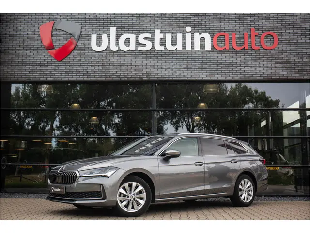 ŠKODA Superb Combi 1.5 TSI MHEV First Edition , Adaptive cruise, Massage, Stuur/stoelverwarming,