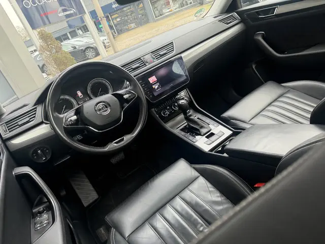 Škoda Superb