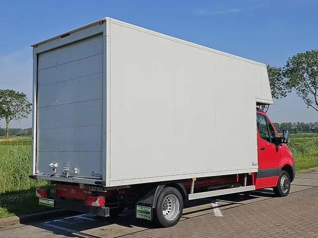 MERCEDES-BENZ SPRINTER 515 cdi 43 l3