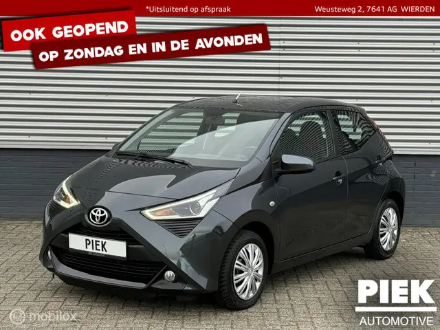 Toyota Aygo 1.0 VVT-i x-play AUTOMAAT NIEUWSTAAT