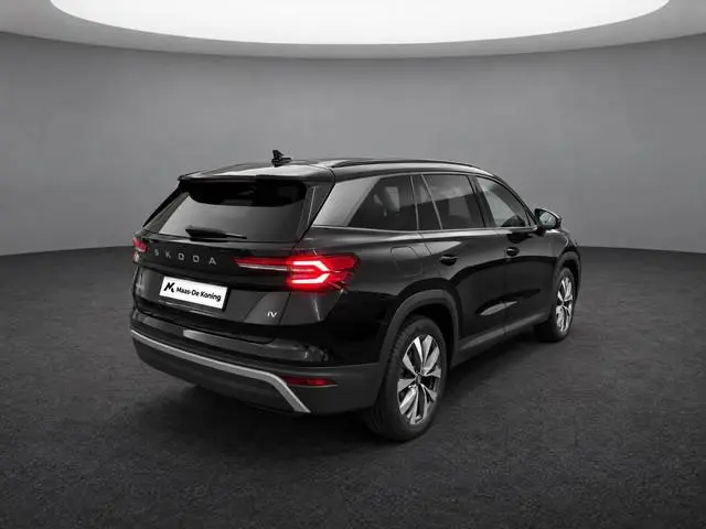 Skoda Kodiaq 1.5 TSI 204pk DSG PHEV Business Edition · Camera · Wegklapbare Trekhaak · Apple/Android...
