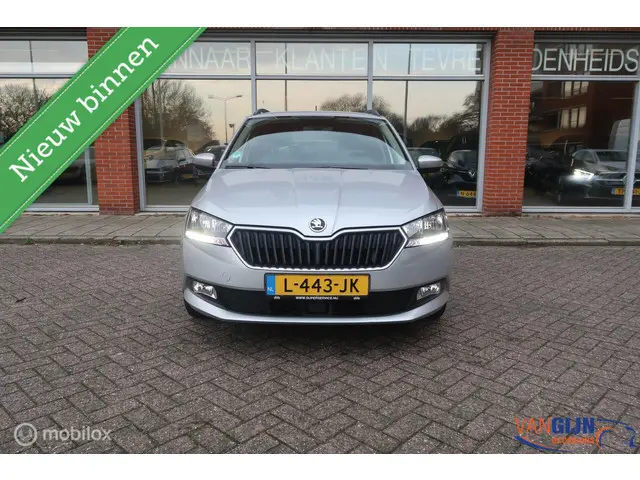 Skoda Fabia Combi 1.0 TSI Business Carplay Navi Climate control