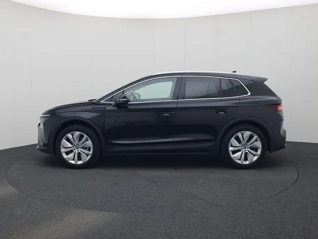 Škoda Elroq 60 Business Edition Tour | 20 inch Vega Velgen | Trekhaak, wegklapbaar | Private lease €...