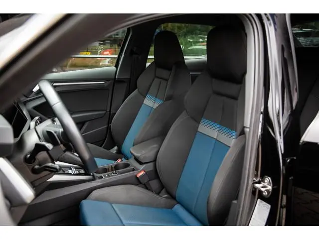 Audi A3 Sportback 35 TFSI Advanced edition , Achteruitrijcamera, Apple Carplay, Navigatie, Cruise co...