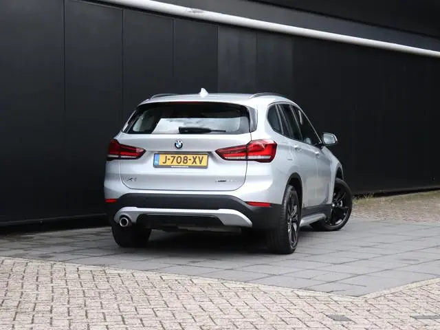 BMW X1 xDrive25e High Executive MEMORY | H&K | PDC | STOELVERW. | ADAPT. CRUISE | NAVI |