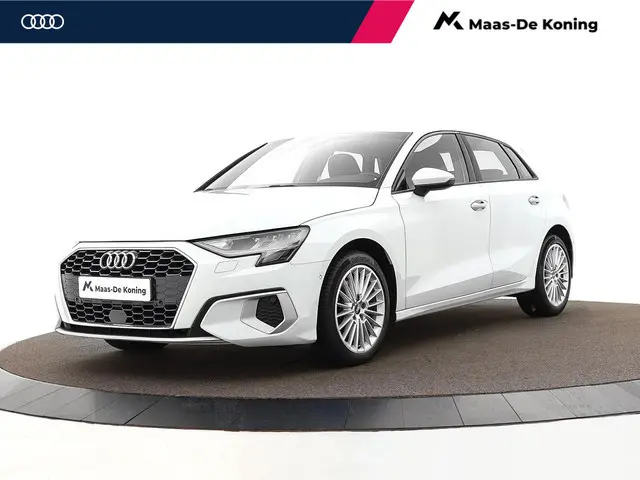 Audi A3 Sportback 35 TFSI 150PK S-tronic Advanced · Navigatie · P-Sensoren · Keyless · Stoelverwarmi...
