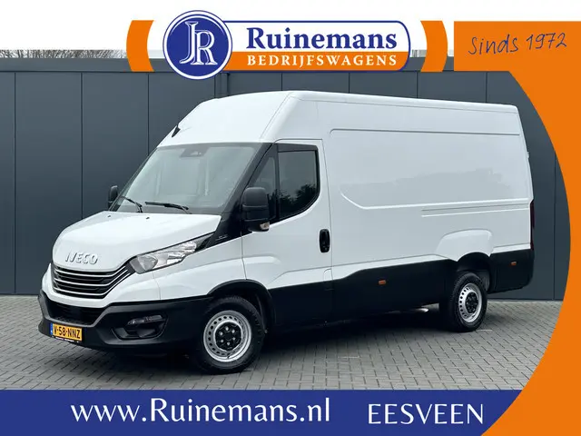 Iveco Daily 35S14V 2.3 136 PK / L2H2 / 270 A DEUREN / 3.5T TREKHAAK / 45.331 KM !! / AIRCO / BLUETOO...