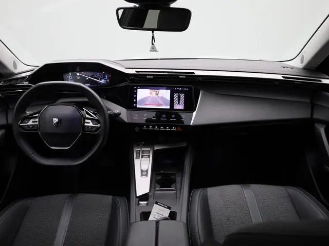 Peugeot 308 SW 1.2 PureTech Allure | LMV | Navigatie | Parkeer sensoren | Virtual cockpit | Climate...