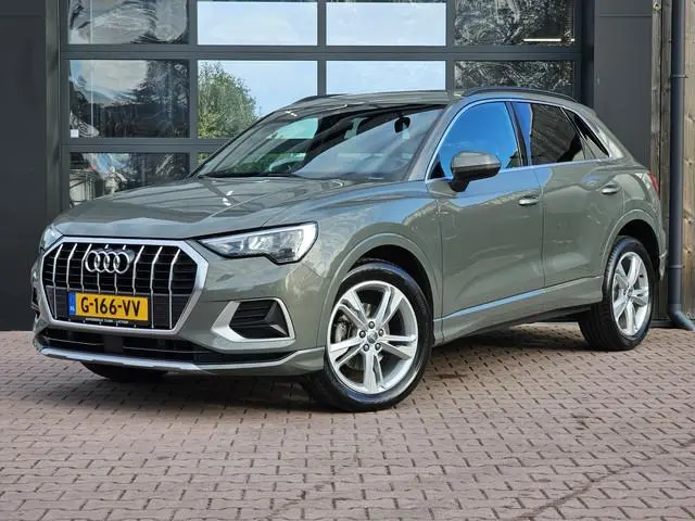 Audi Q3 35 TFSI S Line Pro Line | Automaat | Trekhaak | Stoelverwarming | MMI Plus | Virtual | Elek....