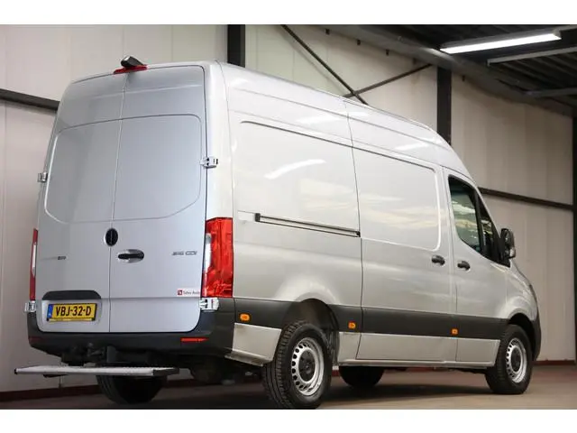 Mercedes-Benz Sprinter 316 2.2 CDI L2H2 AUTOMAAT TREKHAAK 3500KG TREKVERM
