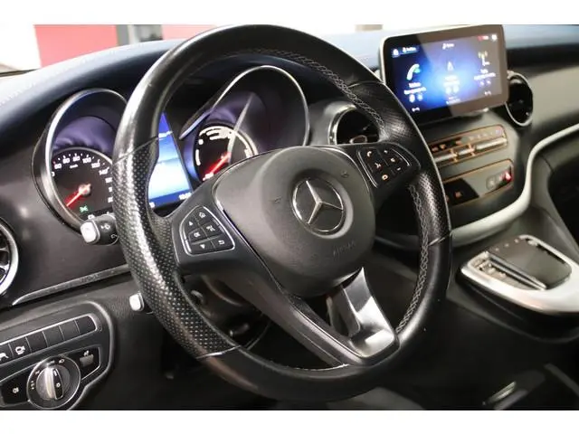 Mercedes-Benz EQV