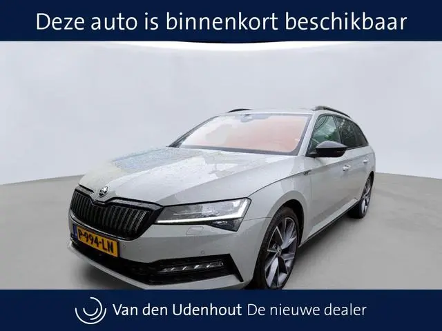 ŠKODA Superb Combi 1.4 TSI iV Sportline Business | Matrix-LED | Camera | Memory | Navigatie