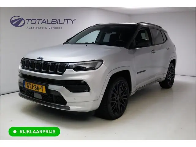 Jeep Compass 4xe 240 Hybrid Electric S 240 PK  automaat | Leer | 19 Inch All-season | Stoel- Stuurve...