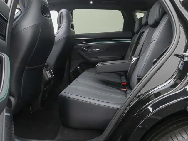 BYD SEAL U