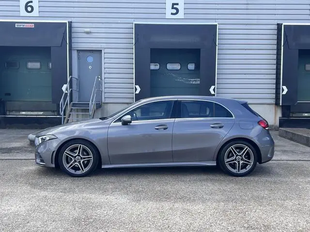 Mercedes-Benz A-klasse 200 Business Solution AMG