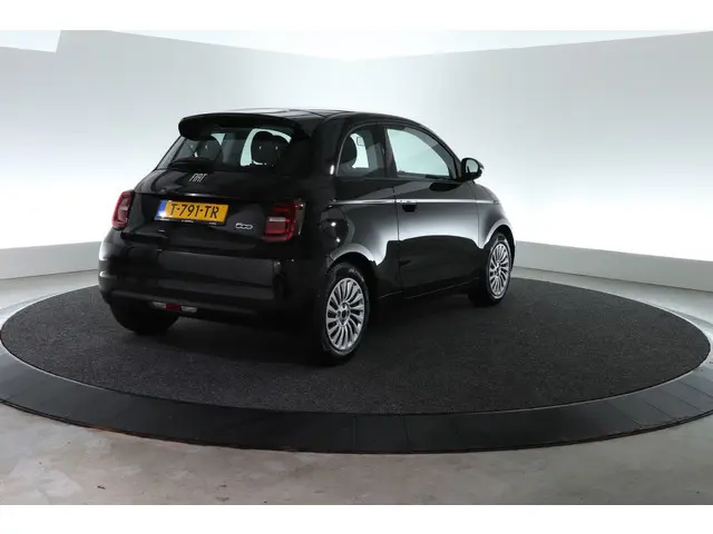 Fiat 500 Urban 42 kWh | CRUISE | CLIMA | CARPLAY | 