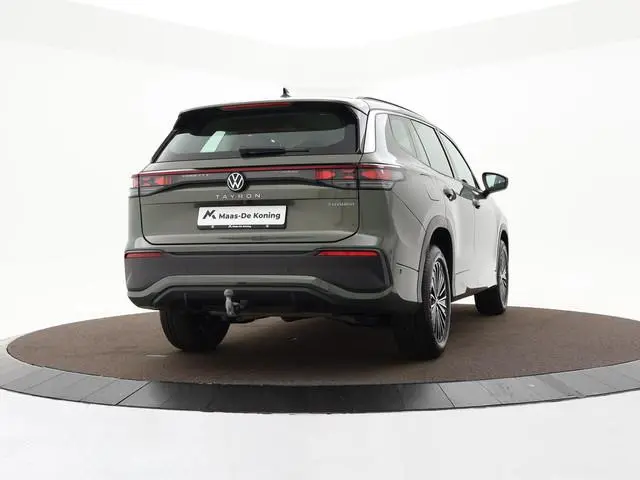 Volkswagen Tayron 1.5 204pk DSG eHybrid Life Edition · Camera · Wegklapbare Trekhaak · Stoel-& Stuur...