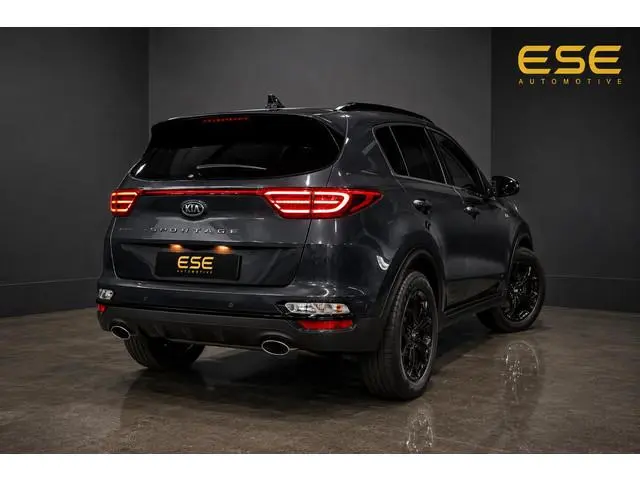 Kia Sportage 1.6 T-GDI Black Edition | Navigatie | Carplay | Camera | Clima