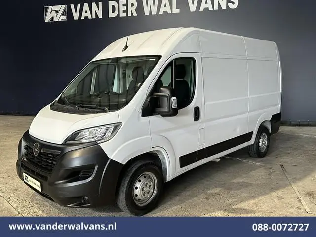 Opel Movano