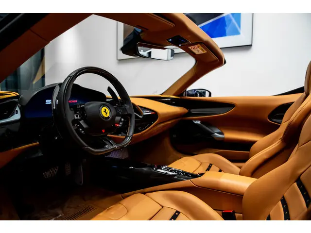 Ferrari SF90 Spider