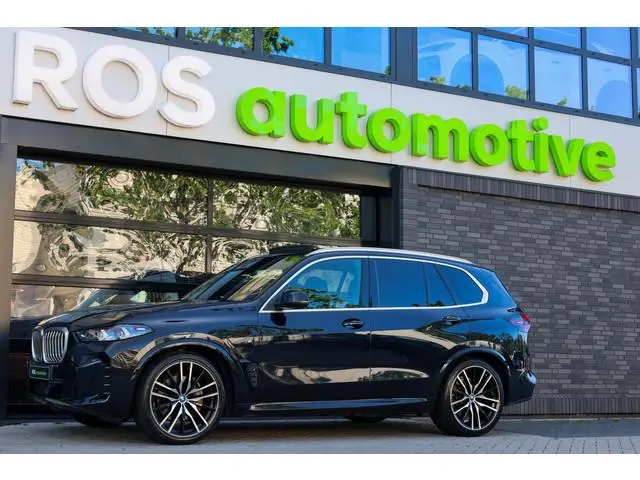 BMW X5 xDrive50e | BTW | SKYLOUNGE | 22 INCH | H/K | COMFORTSTOELEN | HUD |