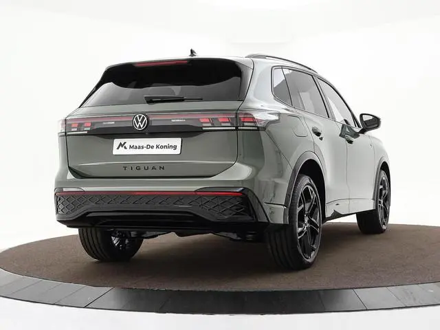 Volkswagen Tiguan R-Line Edition 1.5 eHybrid 204 PK 6 versn. DSG · Achteruitrijcamera · rondomzichtc...