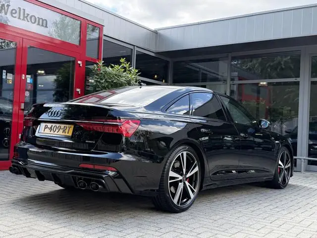 Audi A6 Limousine 55 TFSI-e 367PK QUATTRO *!* 2x S-LINE *!* MATRIX LED/ 21 INCH/ NAVI/ CARPLAY/ VIRT...