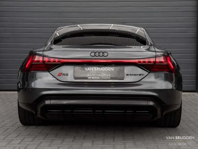 Audi e-tron GT