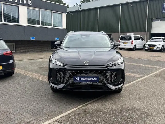 MG MG HS PHEV 1.5 Luxury PLUG-IN HYBRIDE | 272 PK | NIEUWE AUTO | >1.000 KM TOTAAL BEREIK | 1E REGIS...