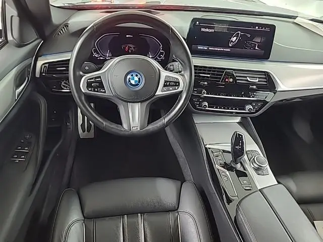 Bmw 5-serie Touring 520e Bns Edit.+ 1e-Eig. & Dealer-Onderh. BOVAG-Garantie. NL-Auto