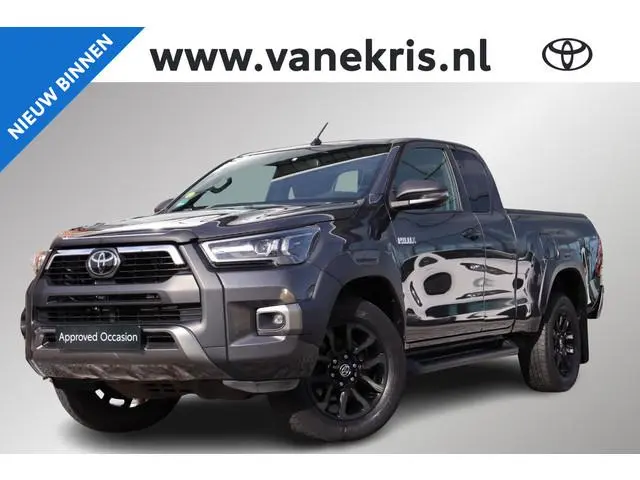 Toyota HiLux 2.8 D-4D Xtra Cab Invincible, sperdifferentieel, Euro 6, Trekhaak, Treeplanken, Climate...
