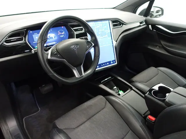 Tesla Model X 90D Performance AWD- Auto Pilot, Premium Connectivity, Luchtvering, Comfort Leder