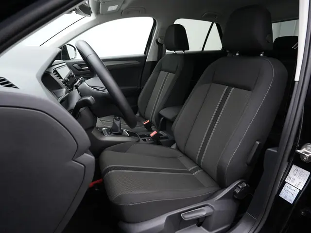 Volkswagen T-Roc 1.0 TSI 115 pk Style | Trekhaak | Achteruitrijcamera | Adaptive Cruise | Elektrisch...