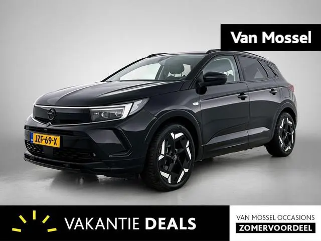 Opel Grandland 1.6 Turbo Plug-In Hybrid 4x4 GSe  || 300 PK! | | 19" LM Velgen || Camera || Winterpac...