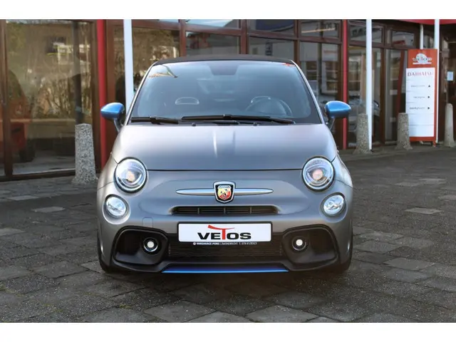 Abarth 595 C 1.4 T-Jet F595 Limited Edition