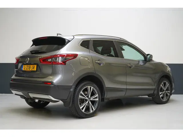 Nissan Qashqai 1.2 N-Connecta Automaat | Navigatie | 360 camera | Cruise control | Lm velgen | Trekh...