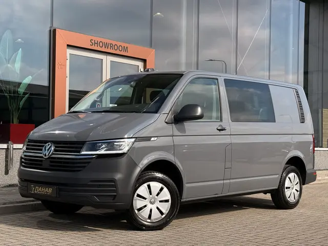 Volkswagen Transporter 2.0 TDI L1H1 28 | ACC | Dubbele Cabine | Stoelverwarming | Apple Carplay | Tr...