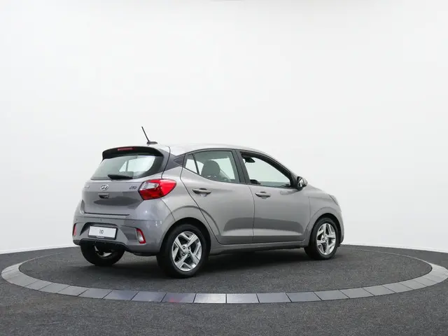 Hyundai i10 1.2 AUTOMAAT | 15" LMV | Airco | Parkeersensoren