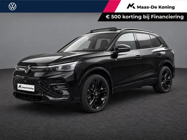 Volkswagen Tiguan 1.5 272pk DSG eHybrid R-Line Edition · Panoramadak · Wegklapbare Trekhaak · Head-U...