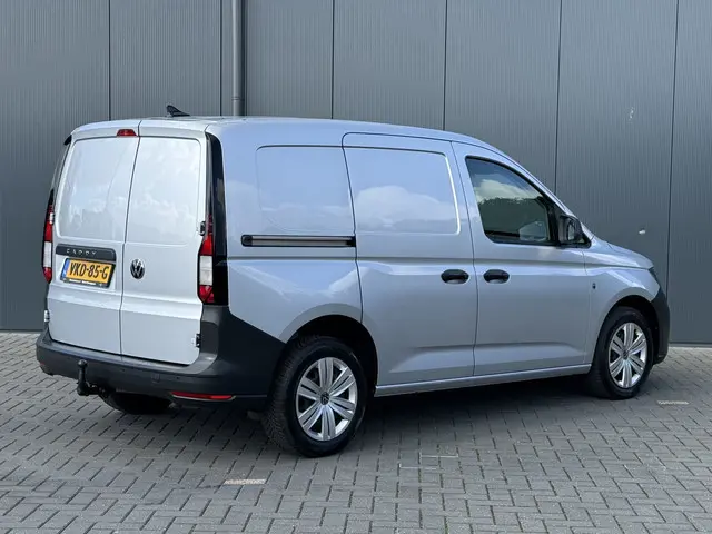 Volkswagen Caddy Cargo 2.0 TDI 102 PK / L1H1 / 1e EIG. / AIRCO / CRUISE / CARPLAY / TREKHAAK / PDC