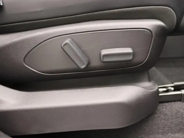 Leapmotor C10