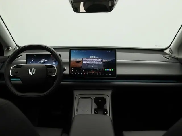 Leapmotor C10