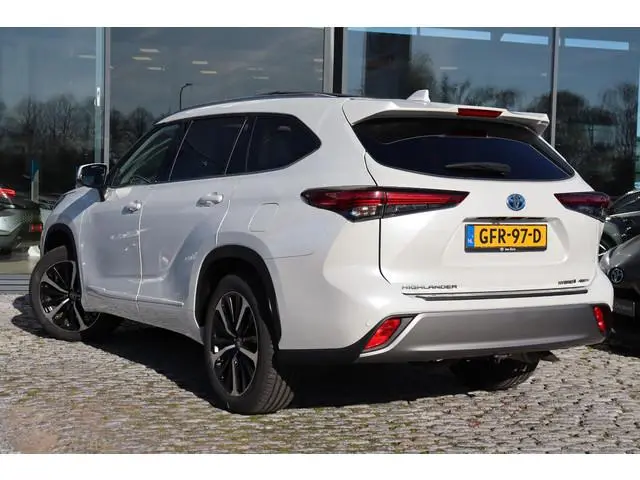 Toyota highlander