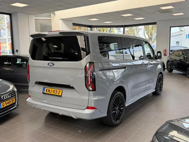 Ford Tourneo