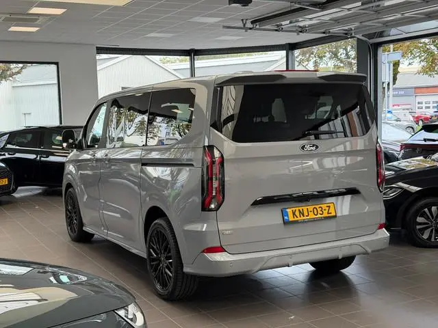 Ford Tourneo