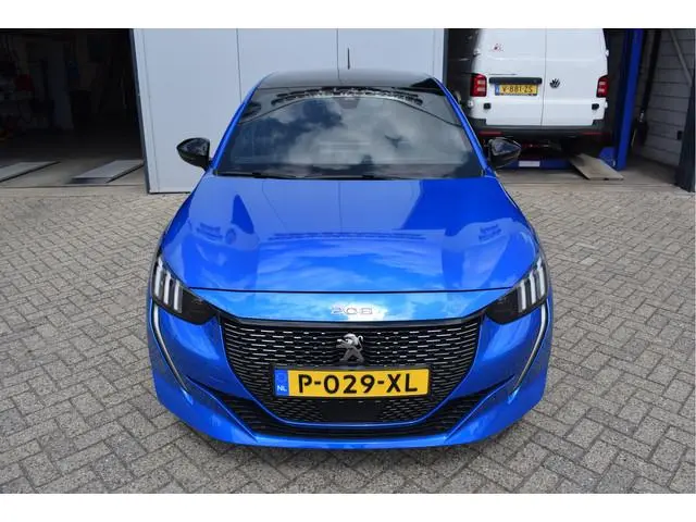 Peugeot 208 1.2 GT 100PK | NL-Auto | Panoramadak | Camera | Automaat