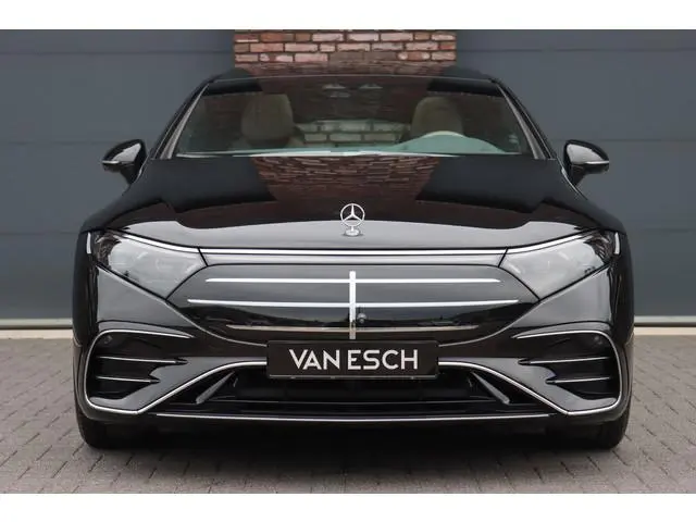 Mercedes-Benz EQS