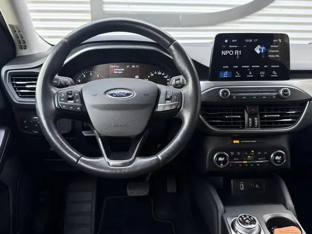 Ford Focus Wagon 1.0 EcoBoost Titanium Business 2e Eigenaar|Navi|Camera|Clima|Cruise|Stoelverwarming...
